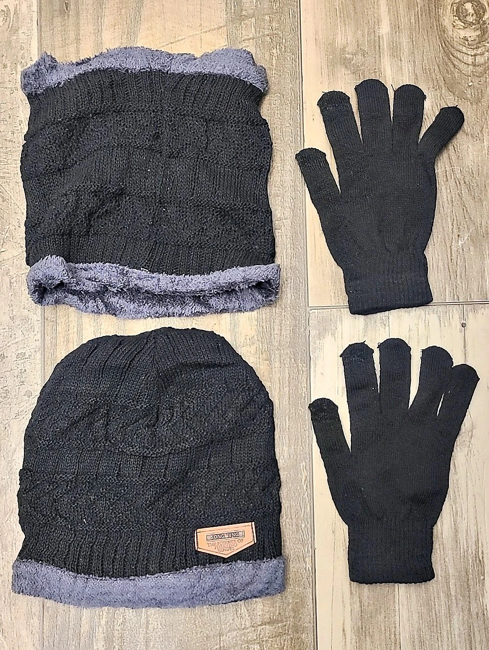 3pcs Women's Winter Knitted Hat Set.